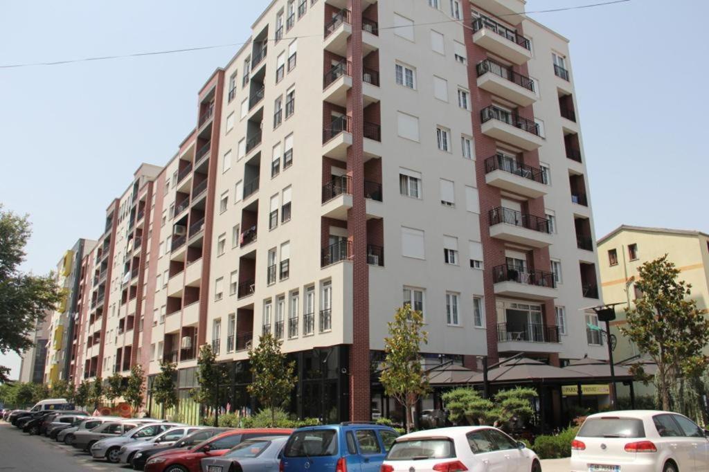Lovely Apartamento Tirana